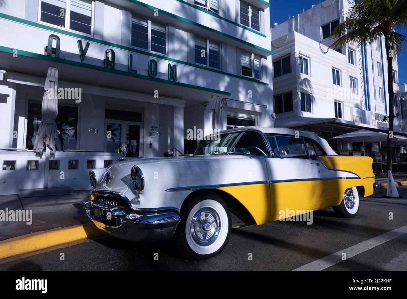 Avalon Hotel Miami on Ocean Dr, in Miami Beach, FL  with classic Oldsmobile car in front Stock Photo