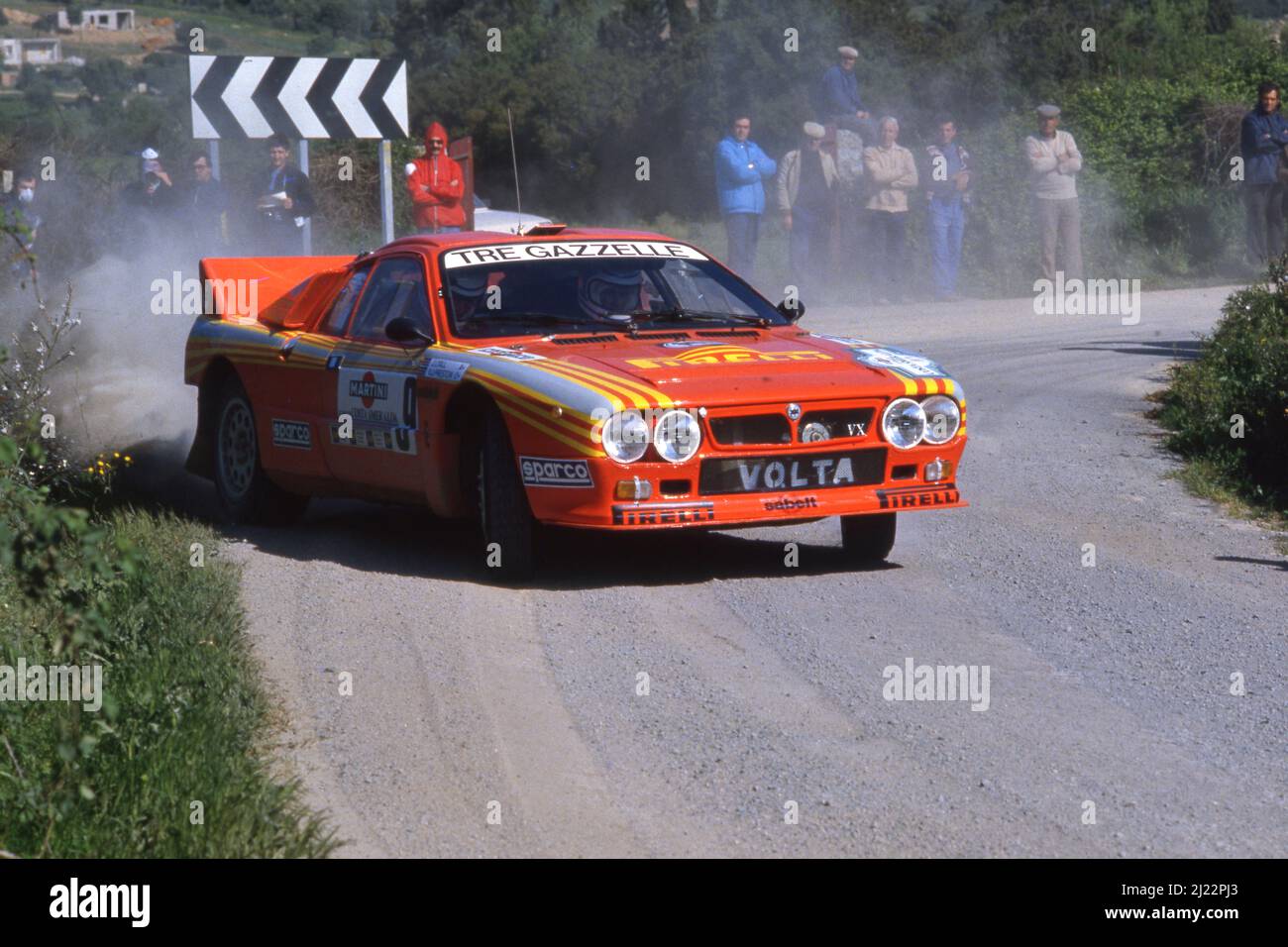 Vic Preston Jnr (EAK) John Lyall (EAK) Lancia Rally 037 GrB Tre ...