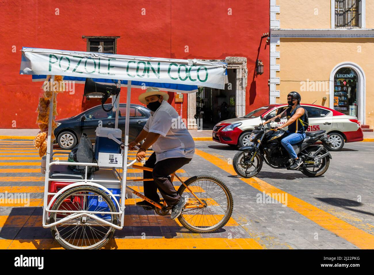 Street food salesman on a tricycle, Valladolid , Yucatan Mexico Stock Photo  - Alamy