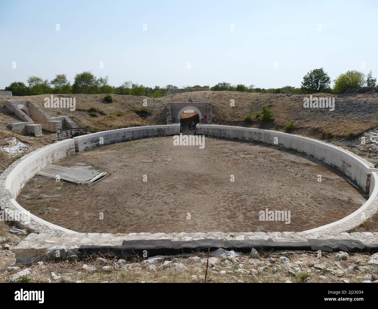 Burnum roman amphitheater hi-res stock photography and images - Alamy