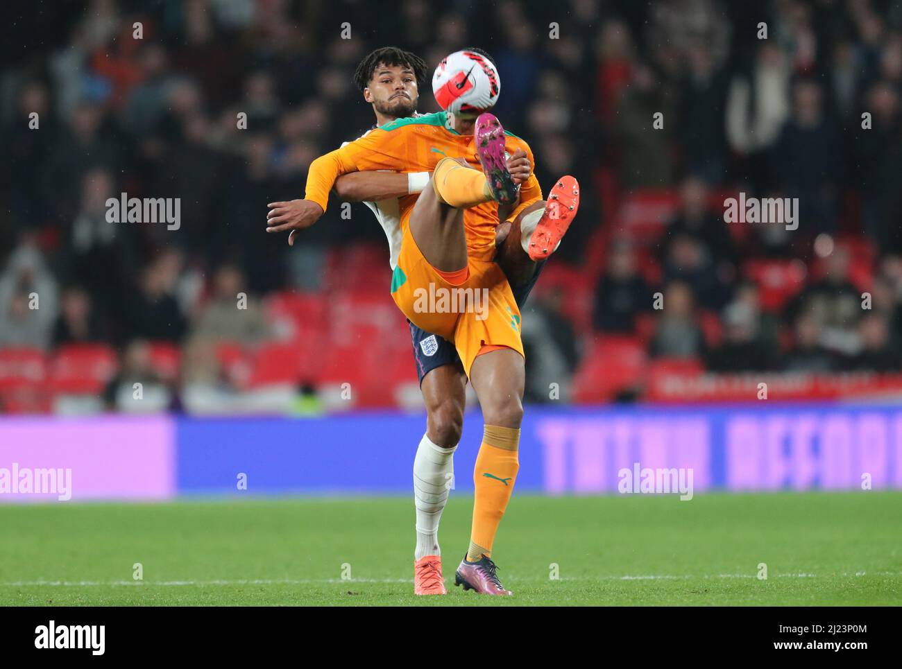 TYRONE MINGS, SEBASTIEN HALLER, ENGLAND V IVORY COAST, 2022 Stock Photo