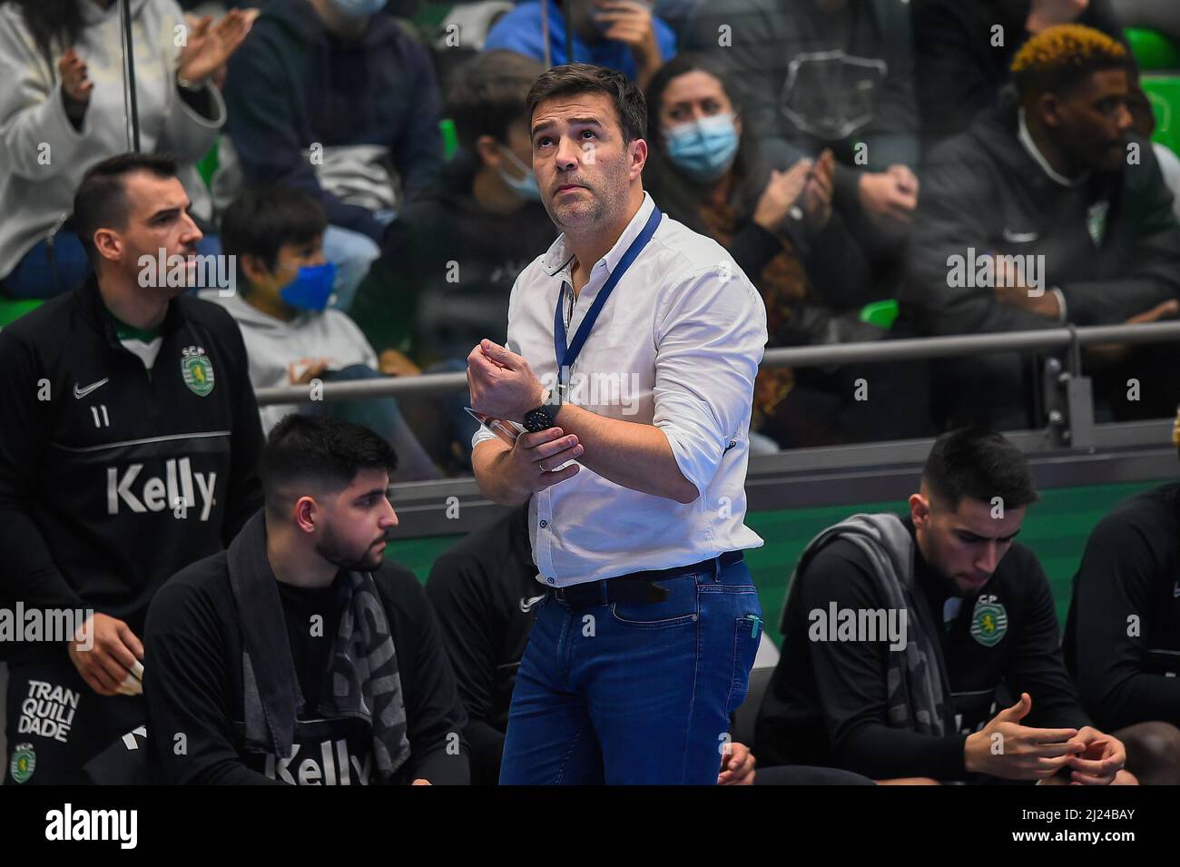 Lisbon, Portugal. 29th Mar, 2022. Ricardo Costa, Sporting CP Coach seen in action during the Last 16 EHF European League Handball match between Sporting CP and SC Magdeburg at Pavilhão João Rocha.Final score; Sporting CP 29:29 SC Magdeburg. Credit: SOPA Images Limited/Alamy Live News Stock Photo