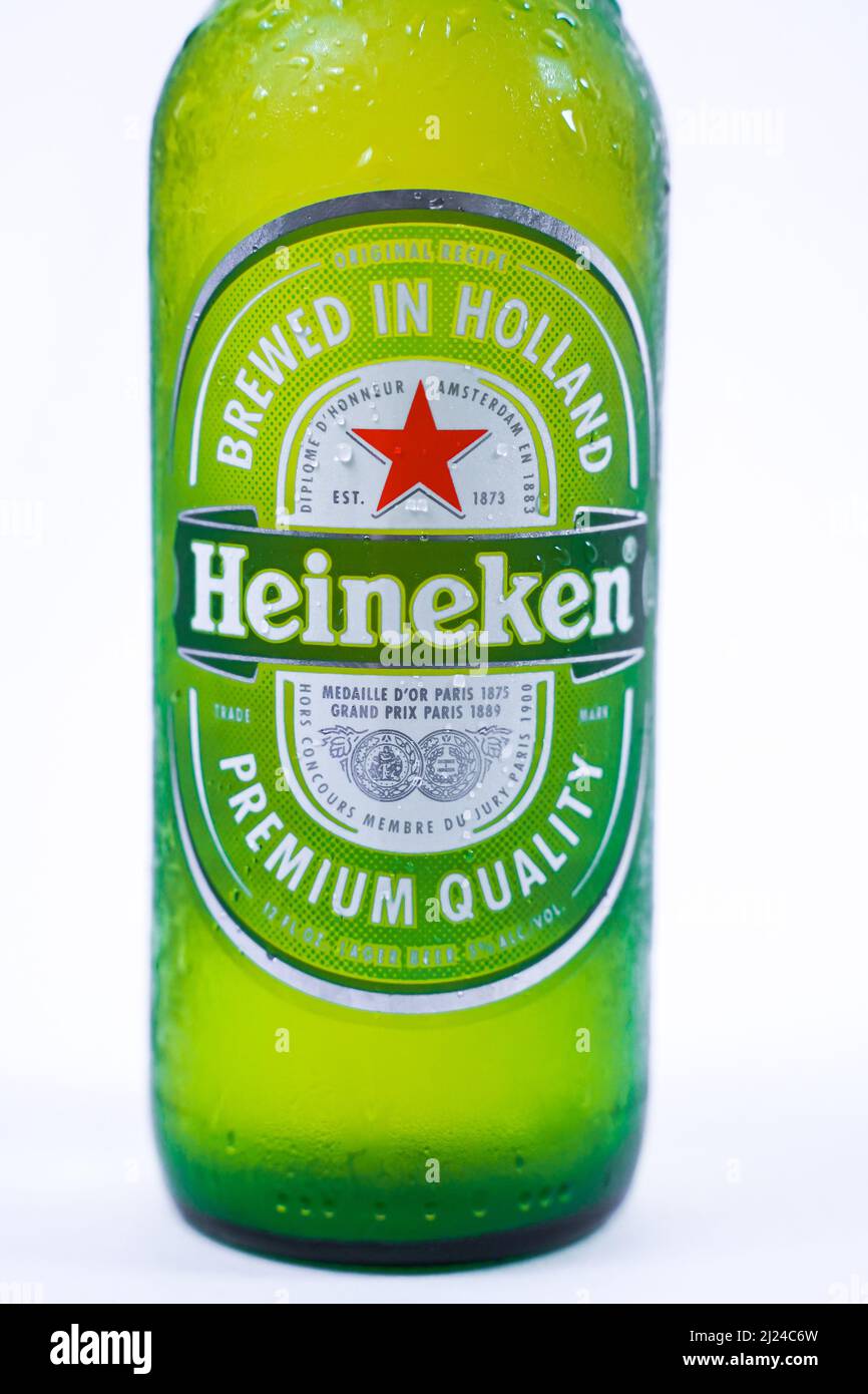Marinette,WI-Nov30,2021: Canned Heineken Beer, Close on Ice. Since 1975, most Heineken beer has been produced at the brewery in Zoeterwoude, Netherlan Stock Photo