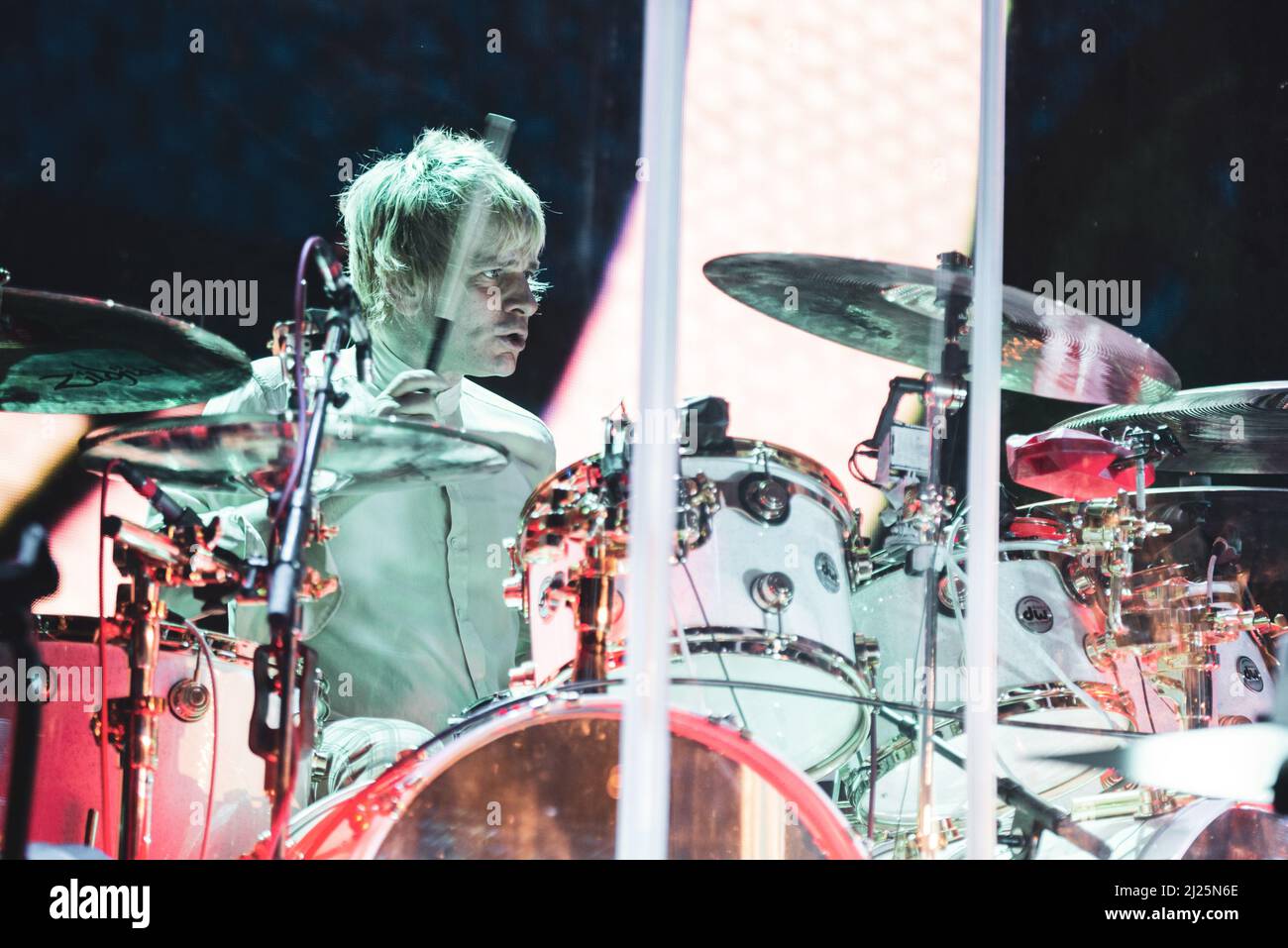ITALY, BOLOGNA, UNIPOL ARENA 2016: Zak Starkey, drummer of the British rock band “The Who”, performing live on stage for the “Back to the Who” European tour Stock Photo