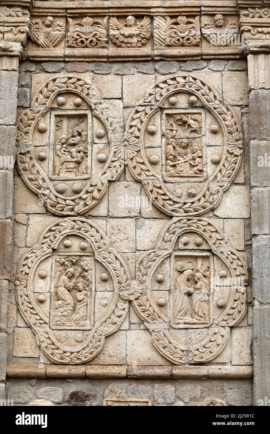 Reliefs on the facade of St Peter's cathedral, Riobamba, Ecuador Stock Photo