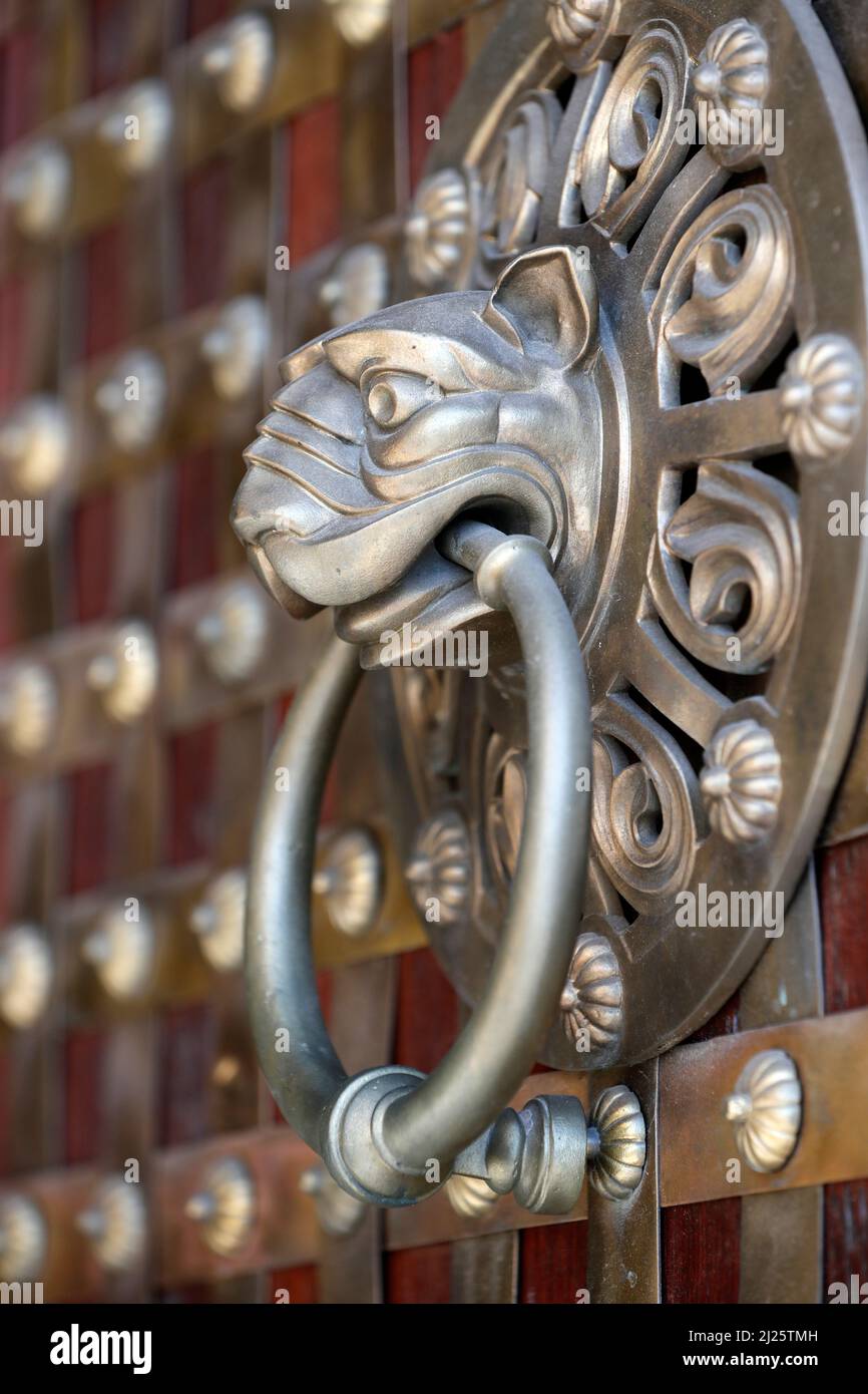 Une poignée de porte de l'hôtel avec une balise vide Photo Stock - Alamy