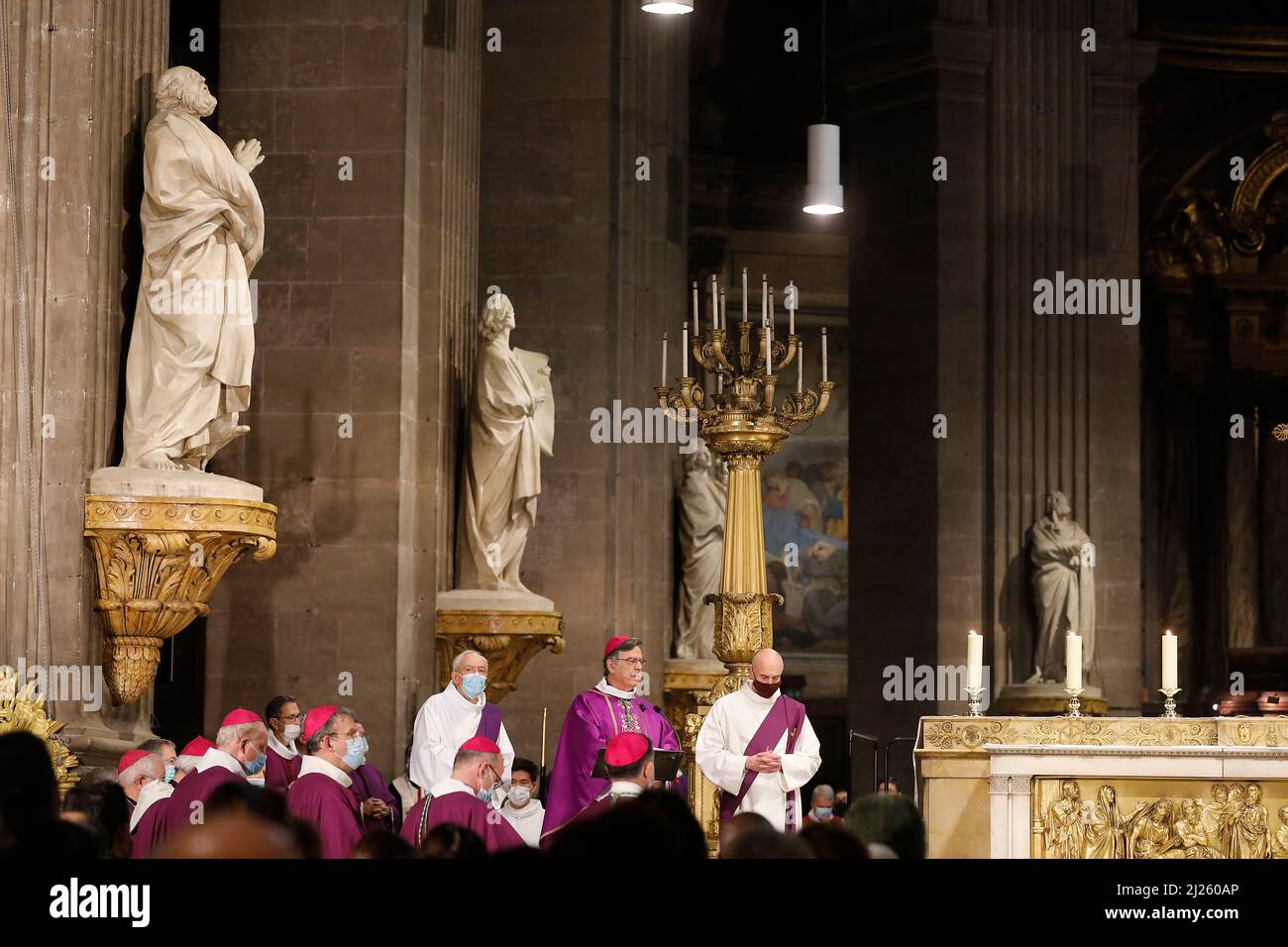 Messe d'adieu aux Parisiens de l'archevêque Michel Aupetit, basilique