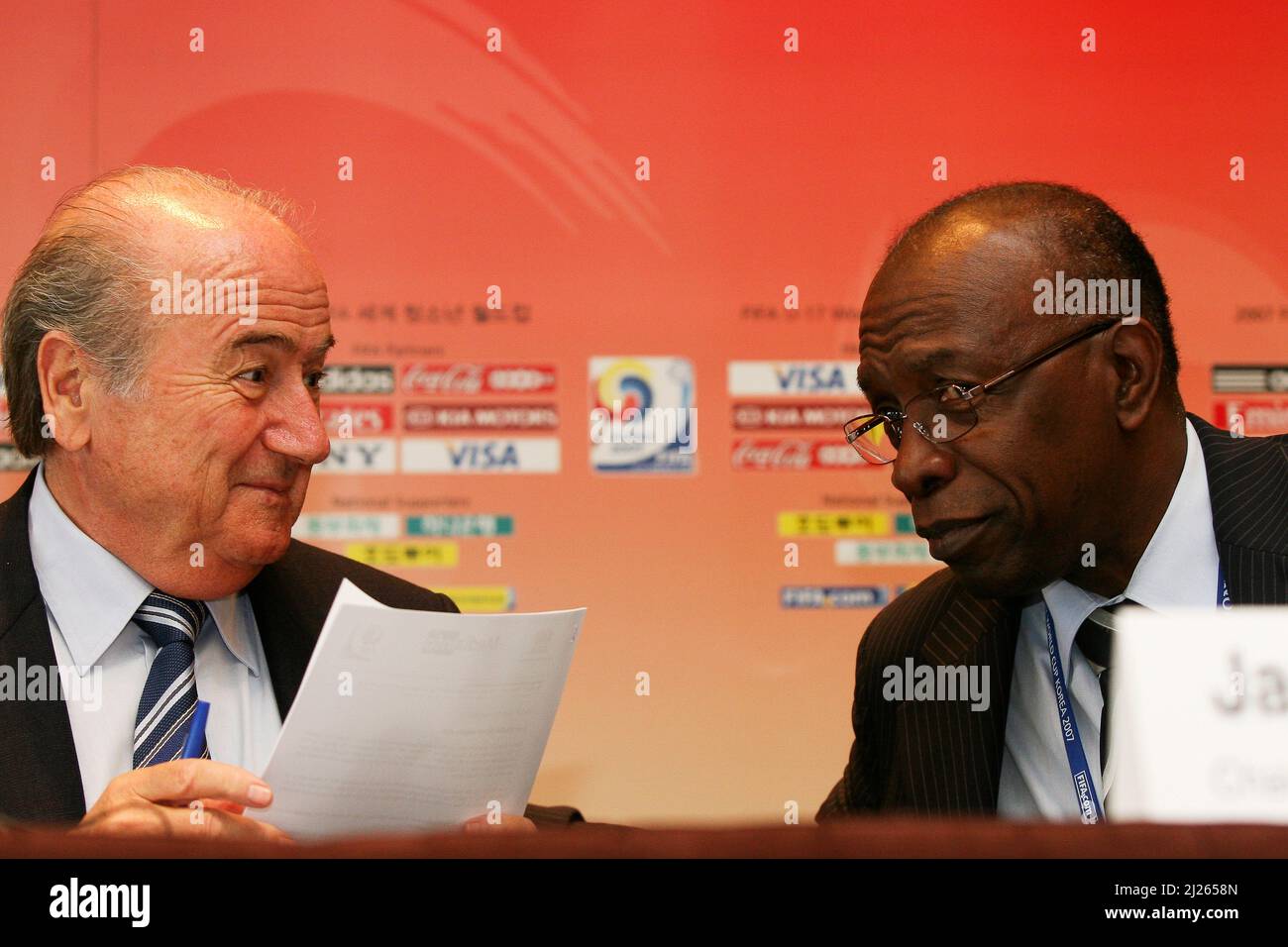 Sep 8, 2007-Seoul, South Korea-Soccer executive Jack Warner, president of CONCACAF and vice-president of FIFA, attends a news conference at a hotel in Seoul, in this file picture taken September 8, 2007. FIFA is to open an investigation into a possible breach of its ethics code by presidential candidate Mohamed Bin Hammam and executive committee member Jack Warner, Reuters reported on May 25, 2011. Stock Photo