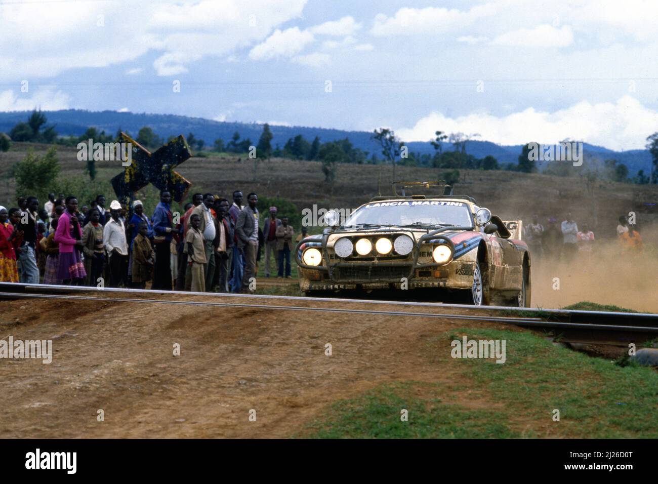Vic Preston Jnr (EAK) John Lyall (EAK) Lancia Rally 037 GrB Lancia ...