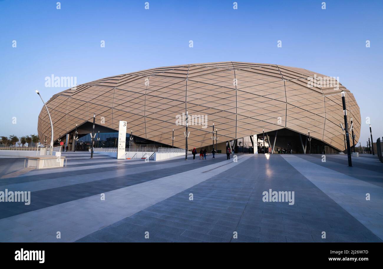 Doha, Qatar. 29th Mar, 2022. Exterior view of the Education City Stadium in the Al Rayyan district during a Fifa friendly match between Croatia and Bulgaria. Doha will host the Fifa Congress on March 31 and the draw for the 2022 World Cup in Qatar on April 1. Credit: Christian Charisius/dpa/Alamy Live News Stock Photo