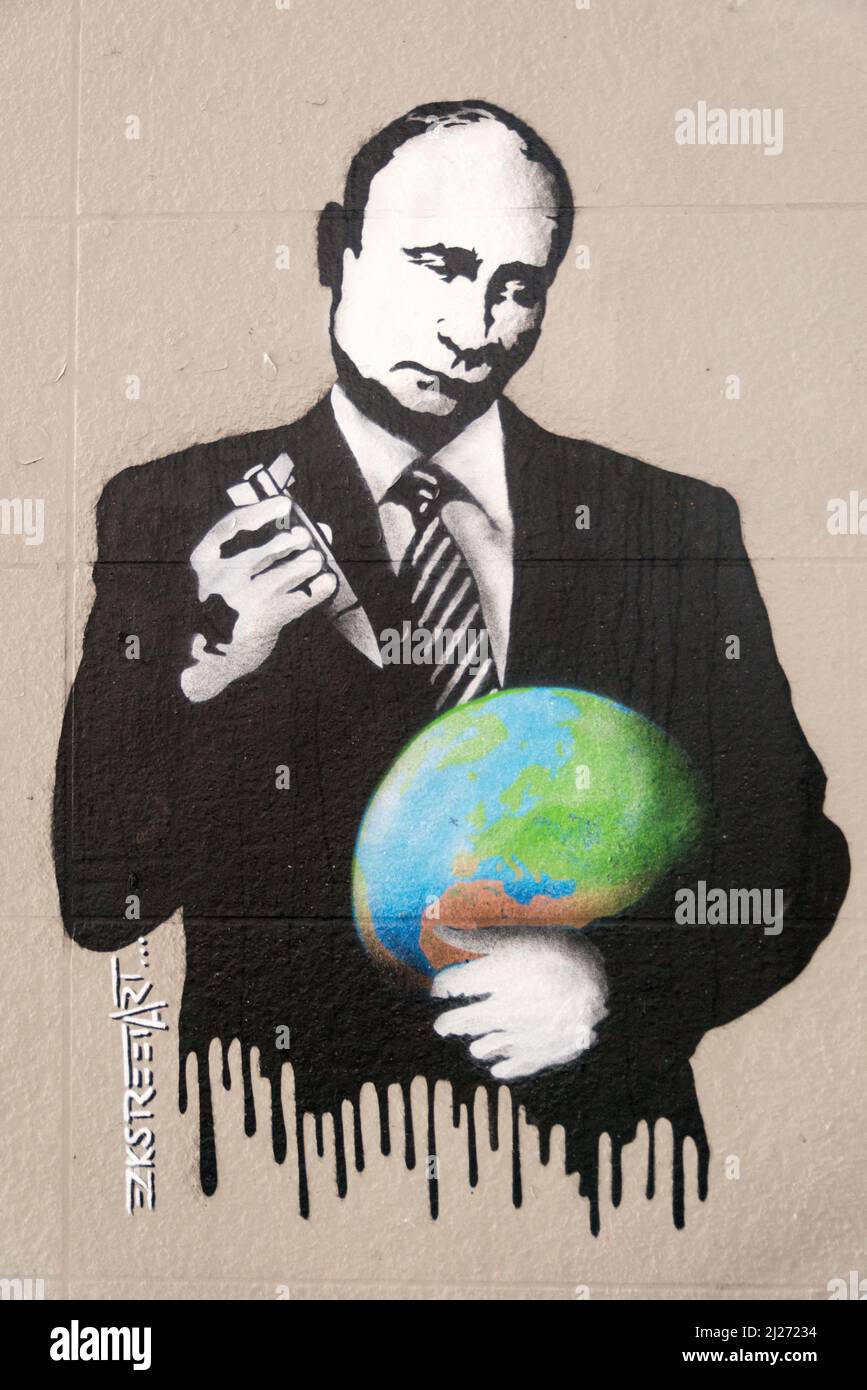 By Street artist EZK - Street artists call for peace in Ukraine. This weekend, Spot13 and the Lavomatik (20 Bd du Général Jean Simon, 75013 Paris) invited stencil artists and gluers to come and post messages of peace and love on the walls. Paris, France, on March 30, 2022. Photo by Denis Prezat/ABACAPRESS.COM Stock Photo