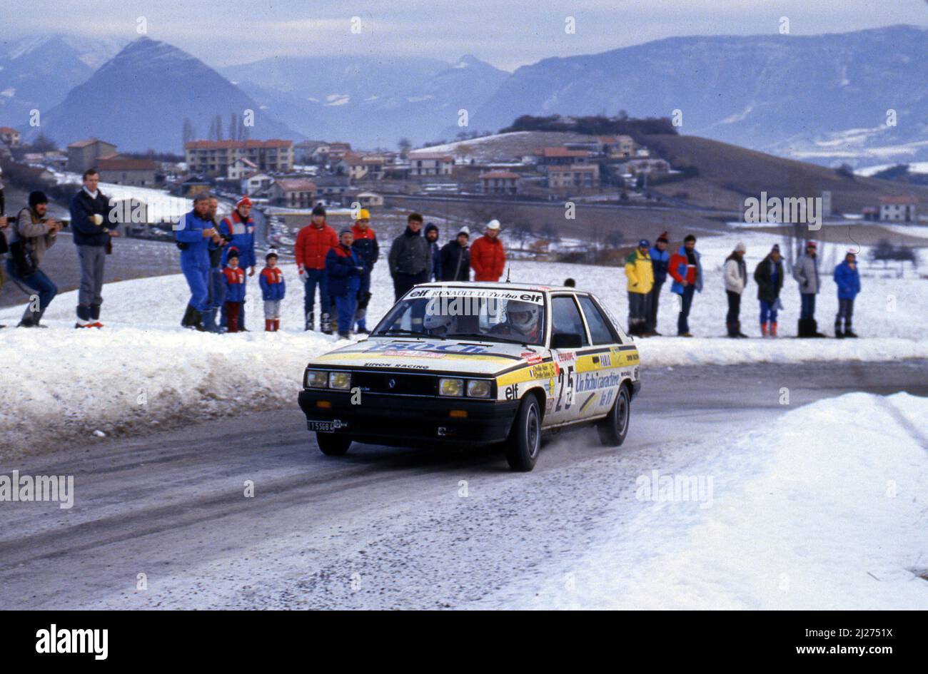 Alain Oreille (FRA) Sylvie Oreille (FRA) Renault 11 Turbo 180 Ch GrA ...