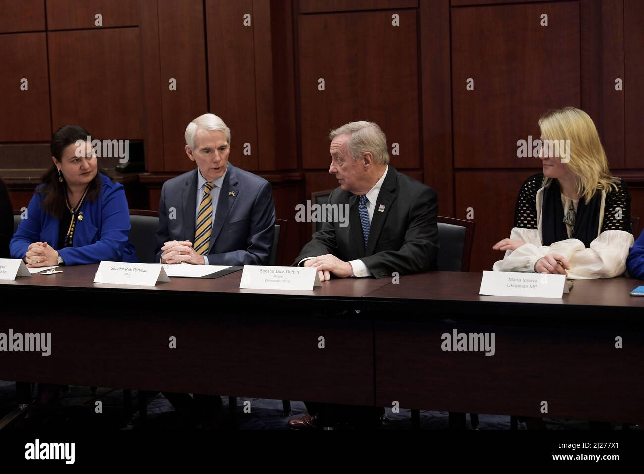 Washington, USA. 30th Mar, 2022. Ukraine Ambassador Oksana Markarova(1 left), US Senators Robert Portman(R-OH)(2 left), Dirk Durbin(D-IL)(3 right) and Ukrainian MP Maria Ionova(4 right) hold a meeting with members of the Ukraine Parliament, today on March 30, 2022 at SVC/Capitol Hill in Washington DC, USA. (Photo by Lenin Nolly/Sipa USA) Credit: Sipa USA/Alamy Live News Stock Photo