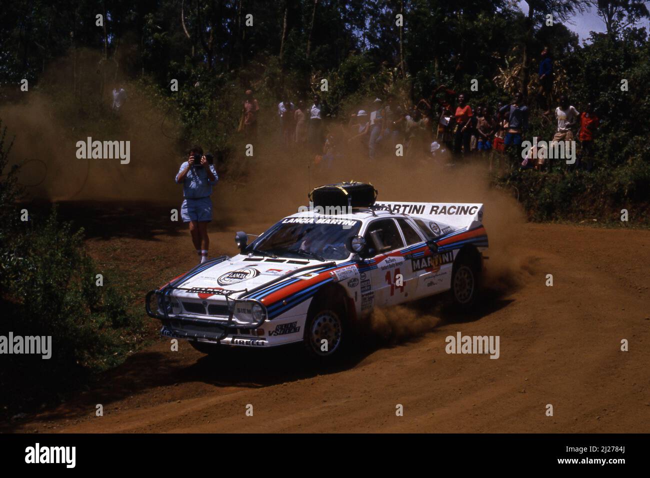 Vic Preston Jnr (EAK) John Lyall (EAK) Lancia Rally 037 GrB Lancia ...