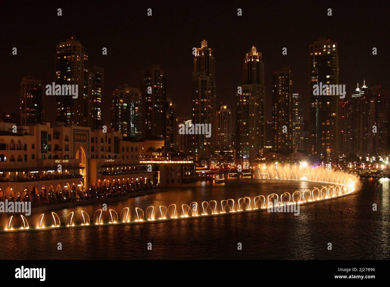 Dubai - Dubai Fountain / Dubai - The Dubai Fountain / Stock Photo