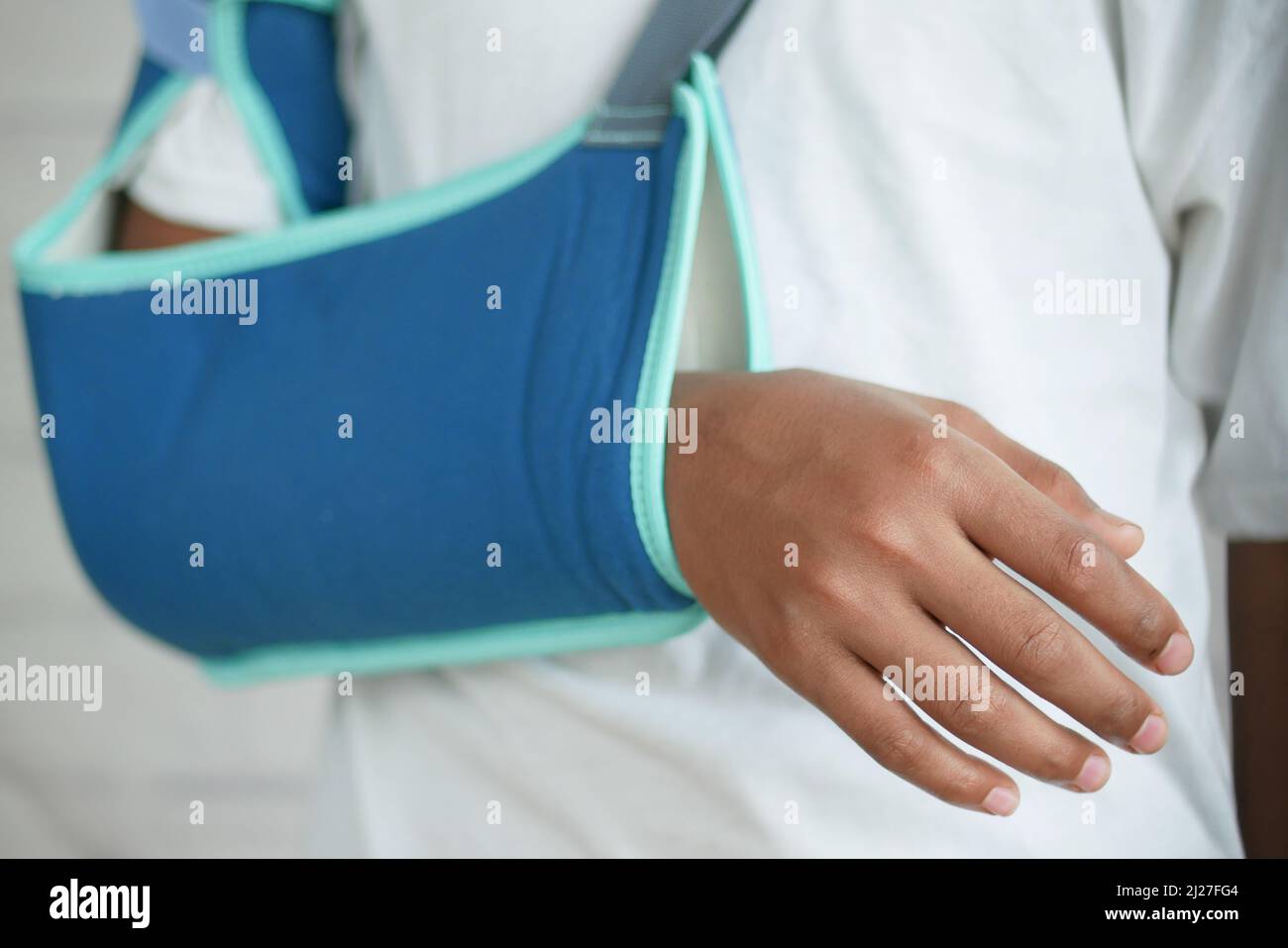 Wearing an arm brace hires stock photography and images Alamy