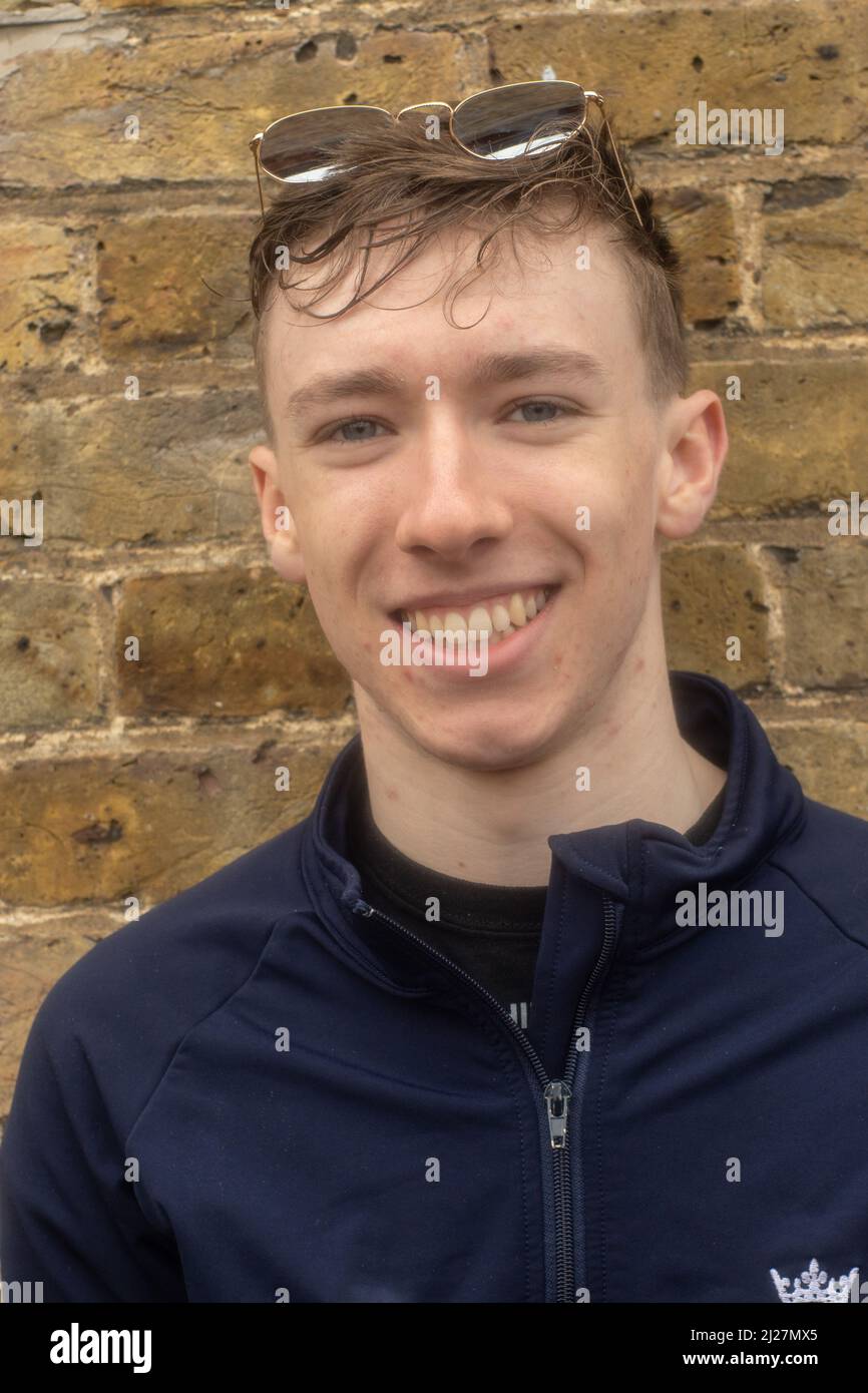 Boat race 2022 oxford v cambridge hires stock photography and images