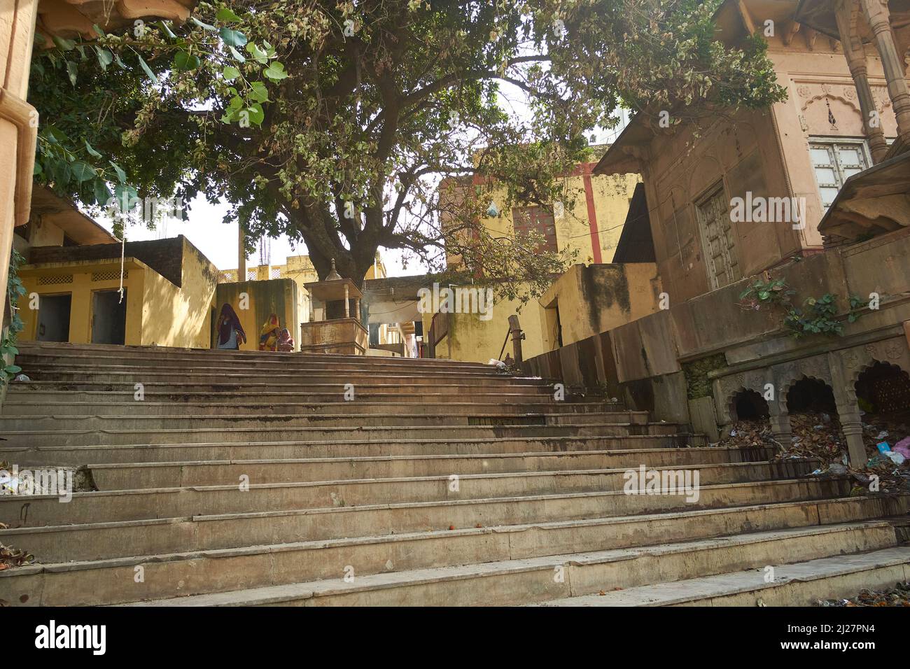 At the Kailash Mandir ay Sikandra Ghat, Agra, India Stock Photo - Alamy