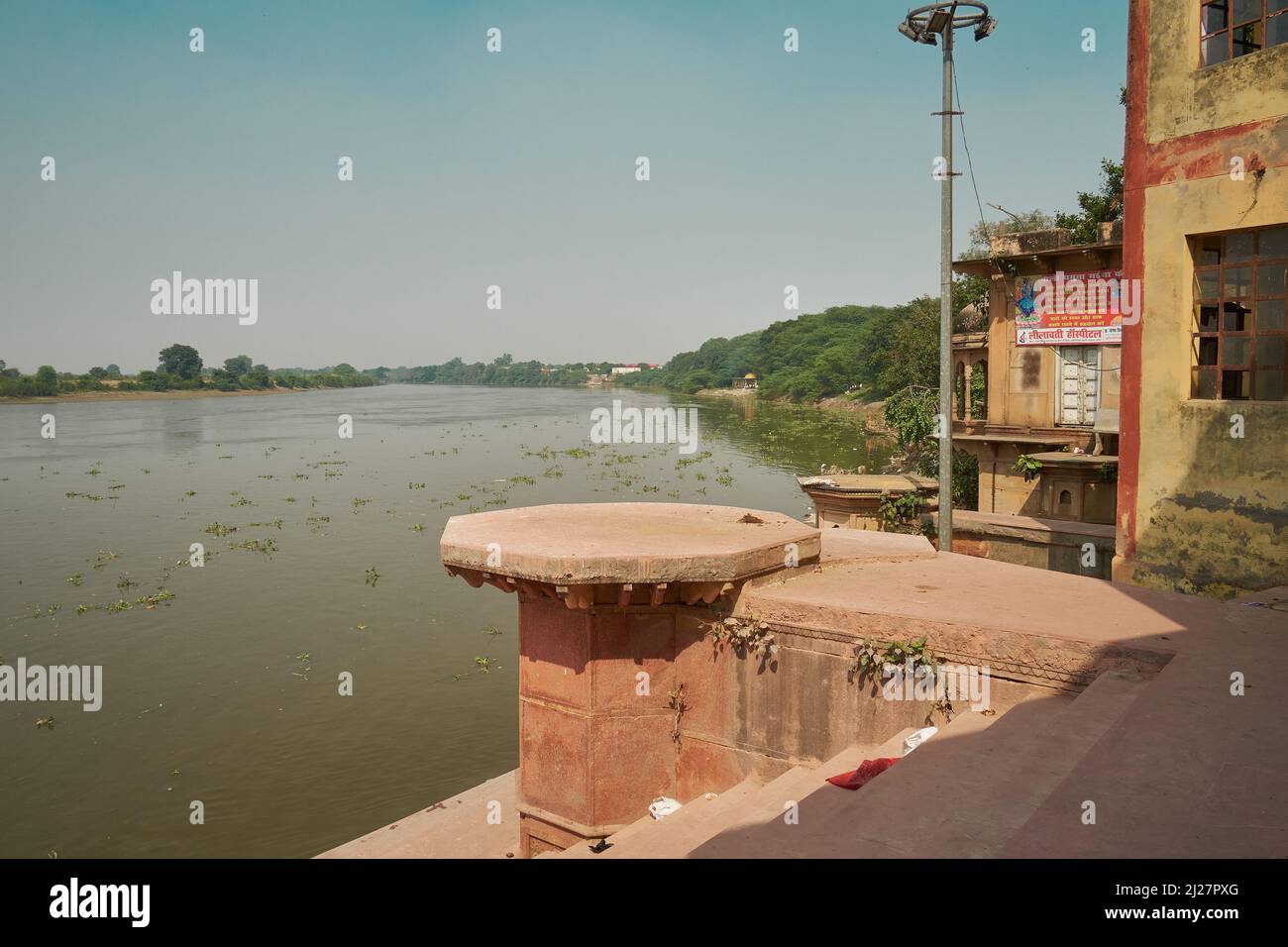 Around the kailash Mandir Ghat in Agra Stock Photo Alamy