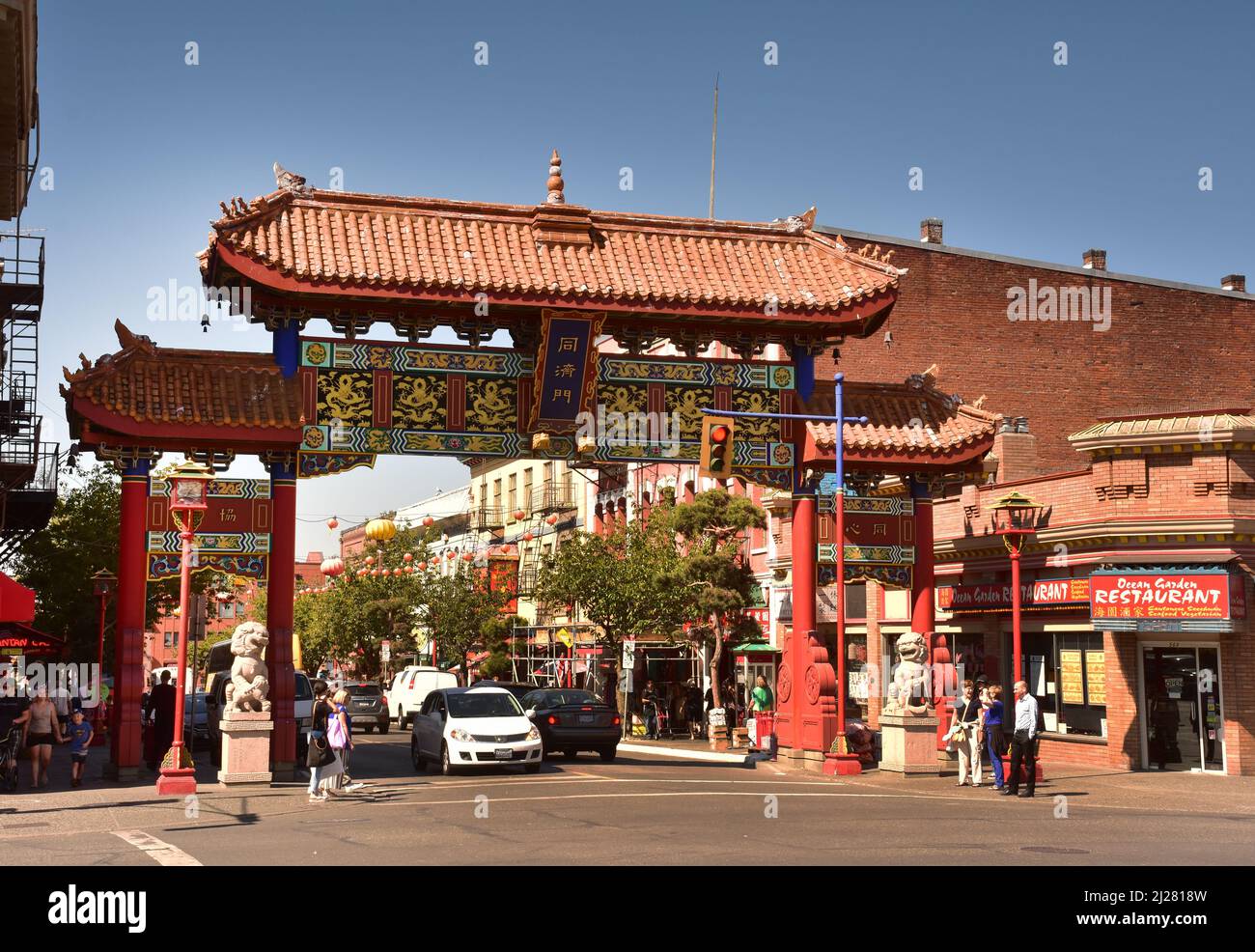 Millennium Gate, Chinatown, Vancouver, British Columbia, Canada Stock Photo