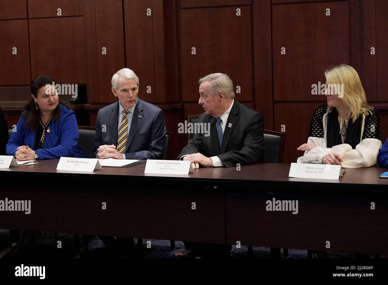 March 30, 2022, Washington, Distric of Columbia, USA: Ukraine Ambassador OKSANA MARKAROVA(1 left), US Senators ROBERT PORTMAN(R-OH)(2 left), DIRK DURBIN(D-IL)(3 right) and Ukrainian MP MARIA IONOVA(4 right) hold a meeting with members of the Ukraine Parliament, today on March 30, 2022 at SVC/Capitol Hill in Washington DC, USA. (Credit Image: © Lenin Nolly/ZUMA Press Wire) Stock Photo