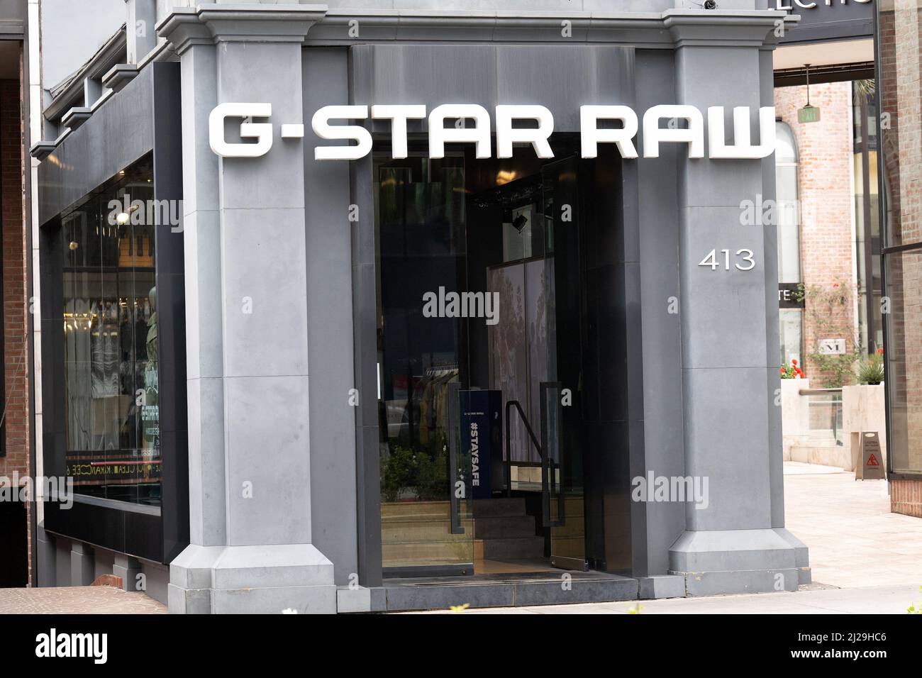 G star raw hi-res stock photography and images - Page 3 - Alamy