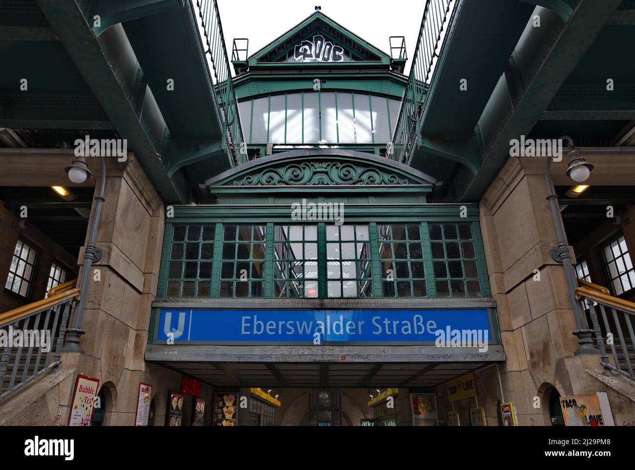 Eberswalder Strasse station of the U2 underground line, the Berlin underground runs as an elevated railway on some sections, Schoenhauser Allee Stock Photo