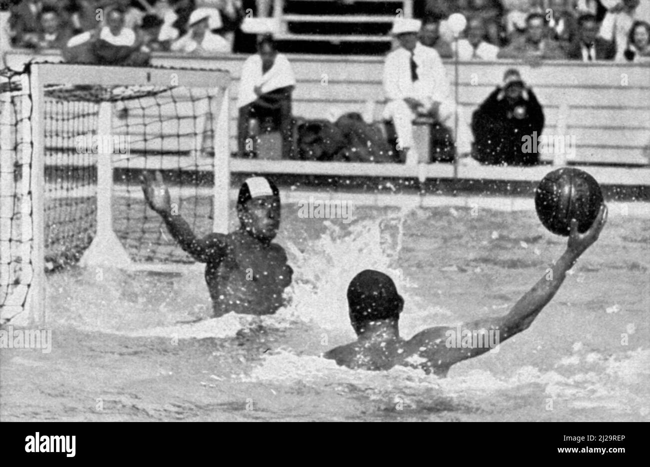 Water polo Black and White Stock Photos & Images Alamy