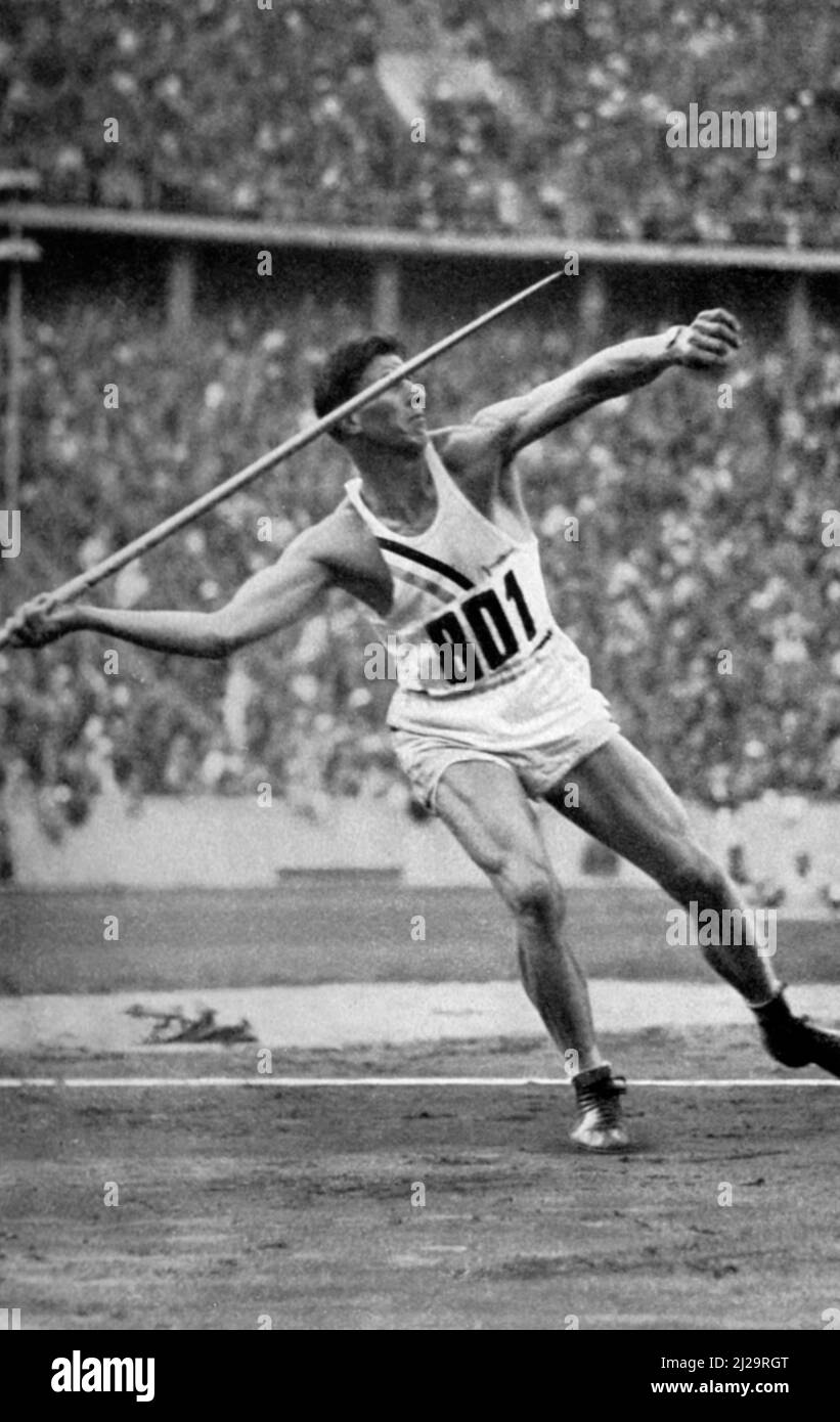 Javelin throw morris 54 hires stock photography and images Alamy