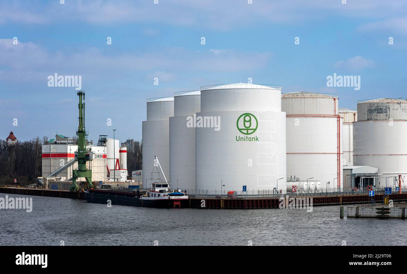 Tank farm for mineral oil at Westhafen in Berlin, Germany Stock Photo ...