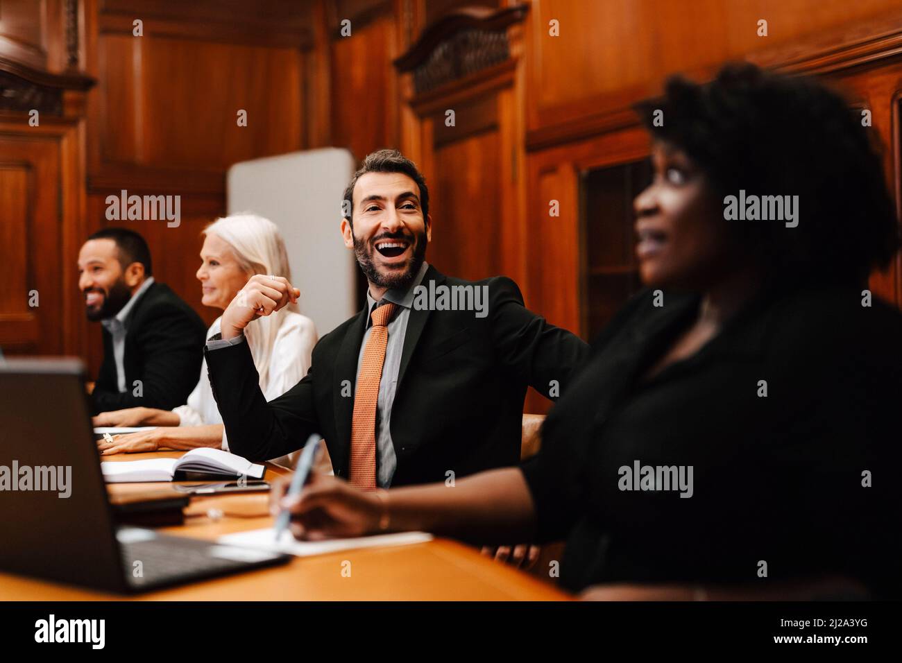 Open meeting room hi-res stock photography and images - Alamy