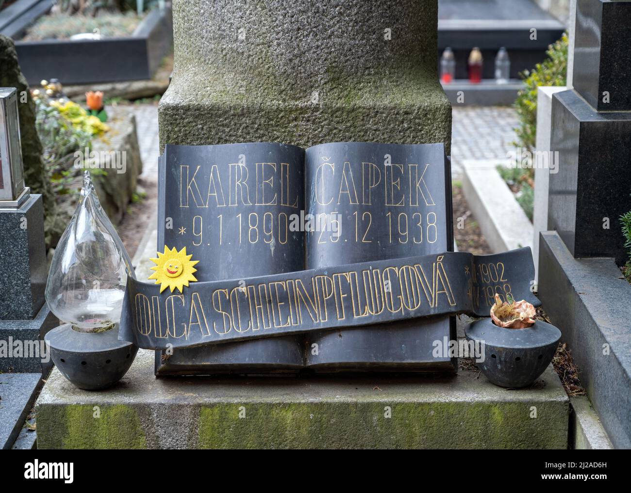 The tomb of Karel Čapek and Olga Scheinpflugová at Vyšehrad cemetery in  Prague, Czech Republic Stock Photo - Alamy