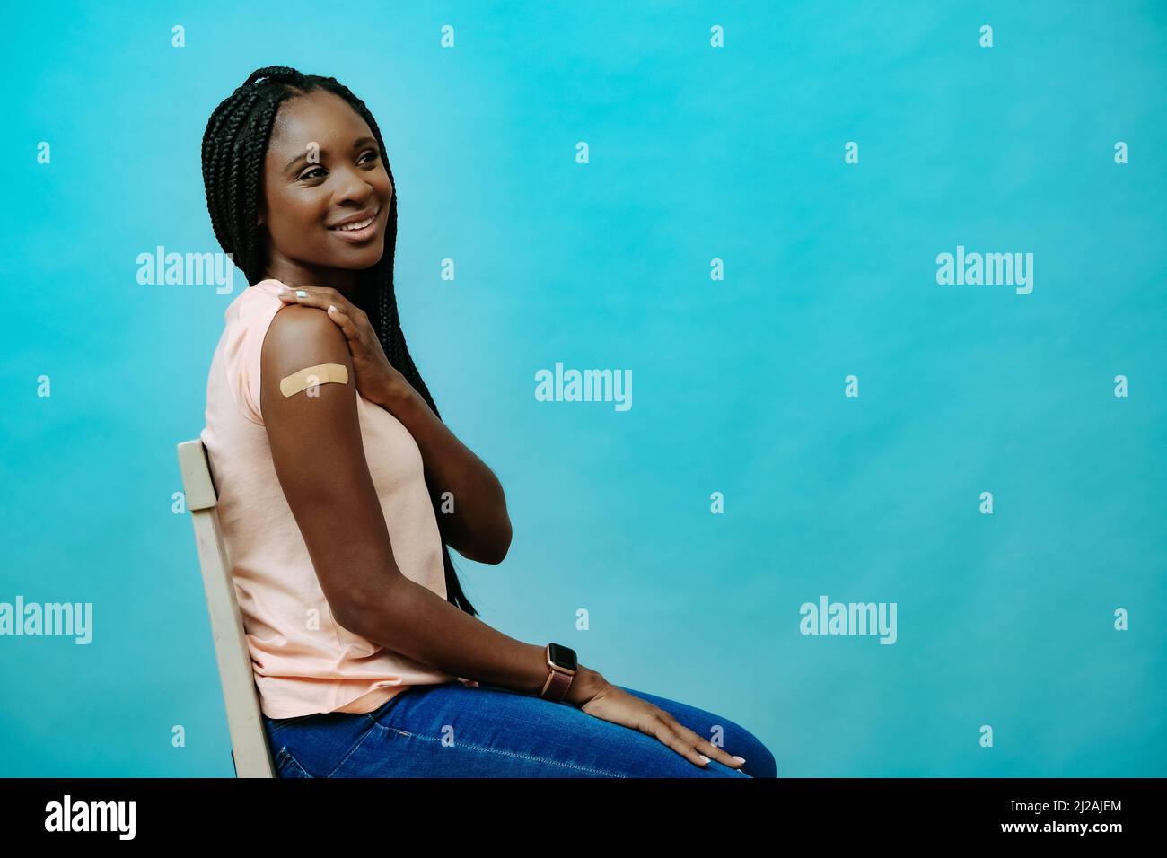 Woman getting vaccination prevent hi res stock photography and images Woman getting vaccination prevent hi res stock photography and images