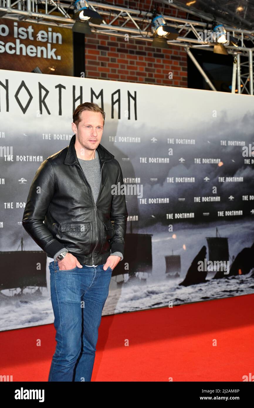 Alexander Skarsgard bei der Premiere des Kinofilms 'The Northman' in der Astor Film Lounge. Hamburg, 30.03.2022 Stock Photo