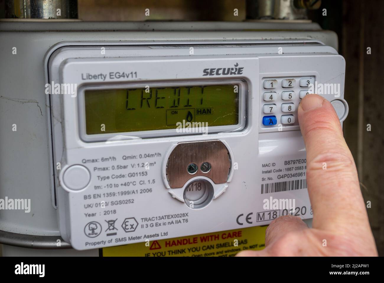 Southend on Sea, Essex, UK. 31st Mar, 2022. People in the UK are being advised to check their gas and electricity meter readings and upload them to their supplier’s websites if applicable to avoid being overcharged when the price cap increases tomorrow, the 1st April. Gas meter being checked. Credit message Stock Photo
