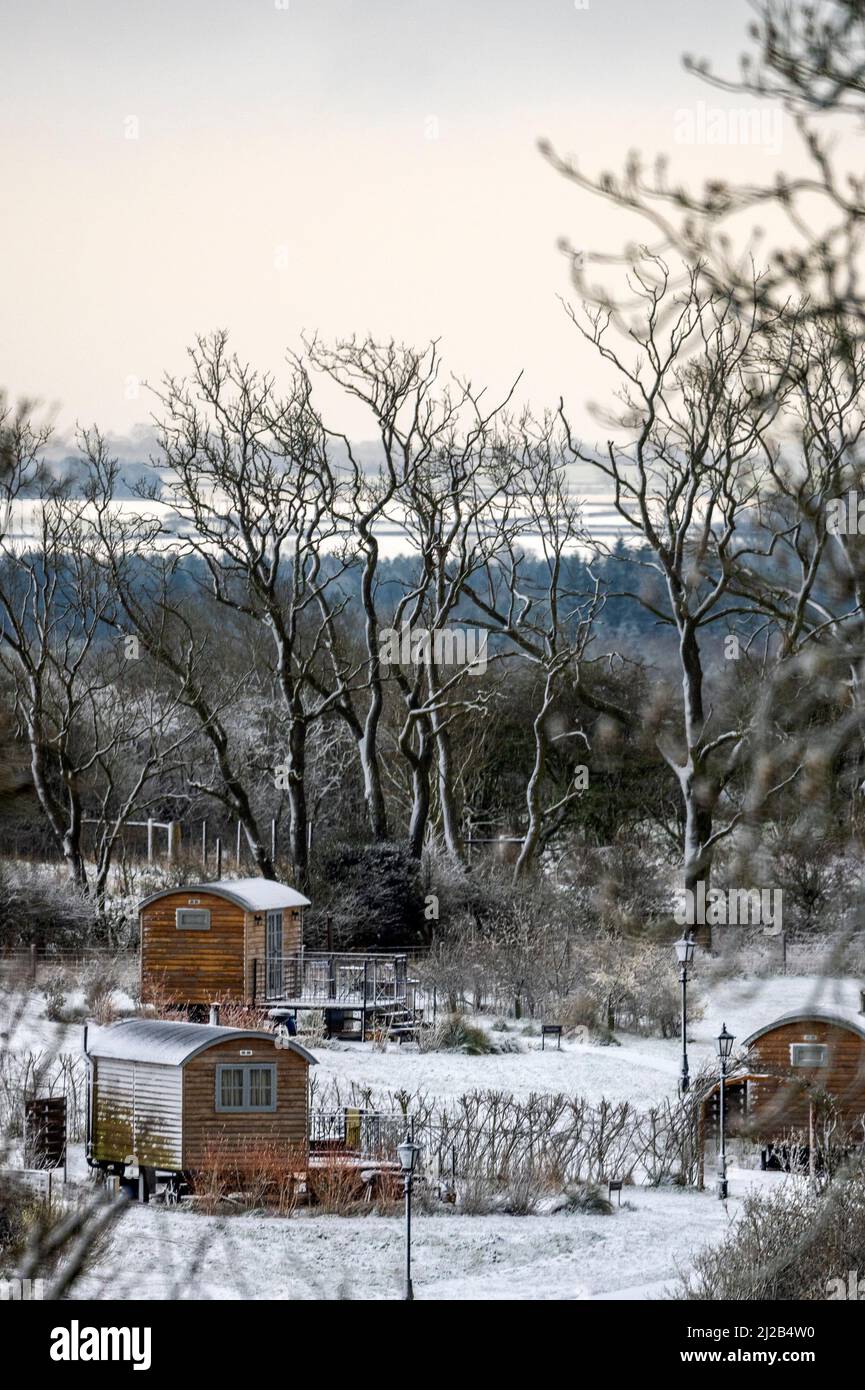 Leicestershire Wold 31 March 2022: Spring snow fall over the Leicestershire Clifford Norton Stock Photo