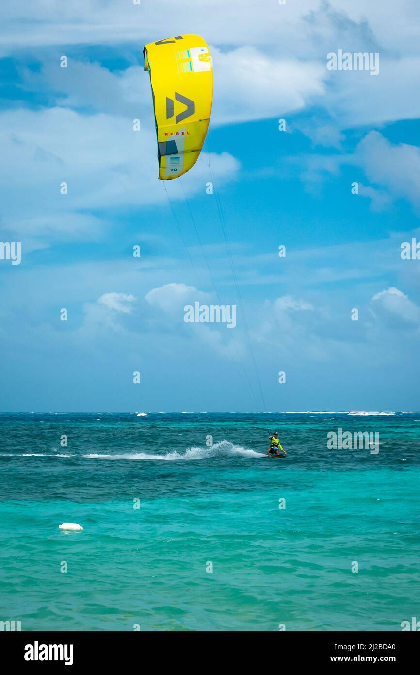Kite+board hi-res stock photography and images - Page 10 - Alamy