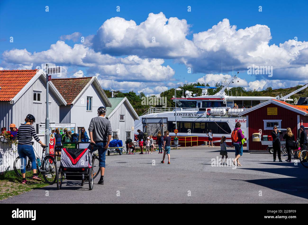 Ekenäs, South Koster Island, Bohuslän, Västra Götalands län, Sweden: Busy scene at the ferry terminal at the ship landing, August 11, 2016. Stock Photo