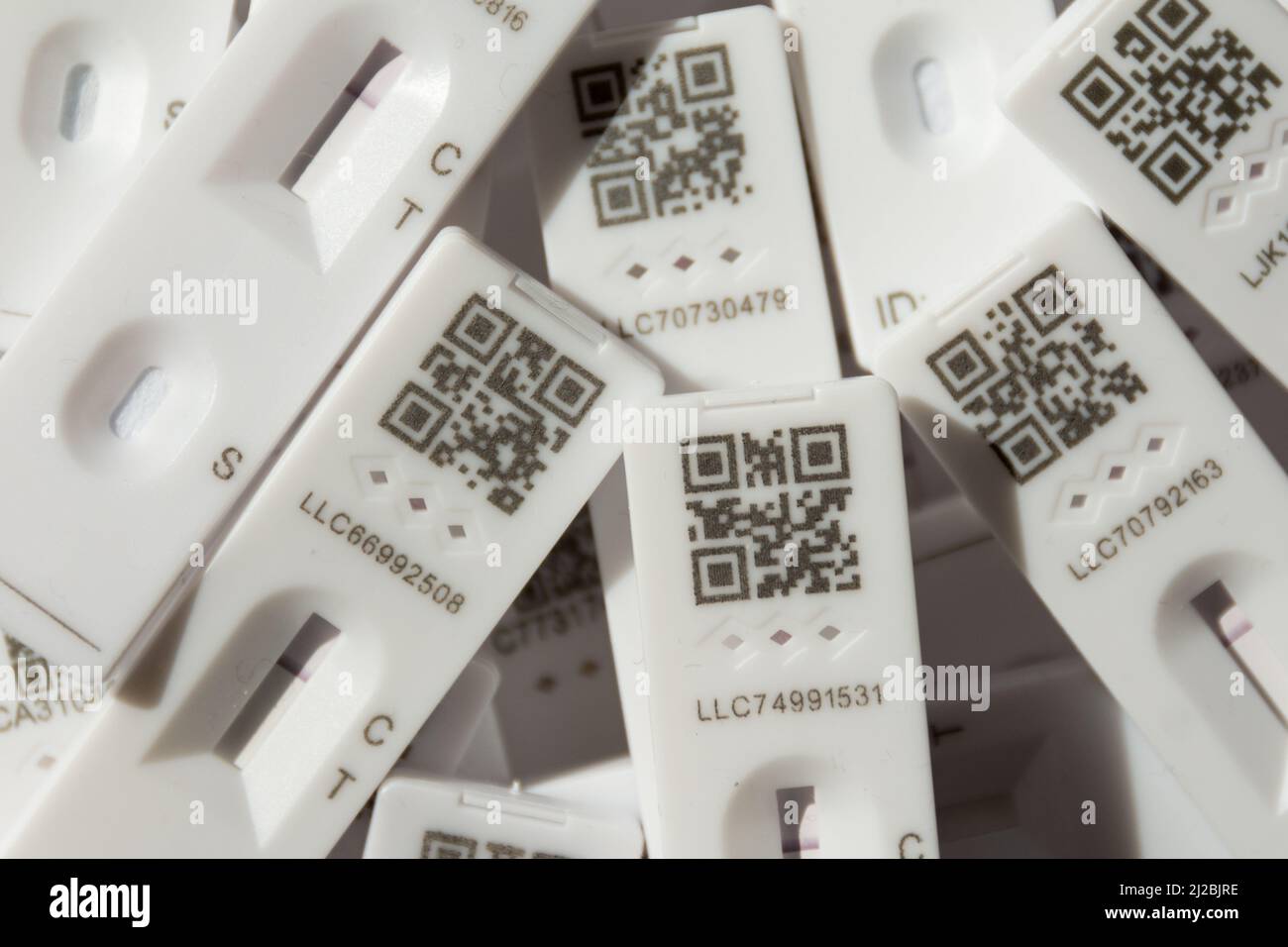 Lateral flow antigen testing hires stock photography and images Alamy