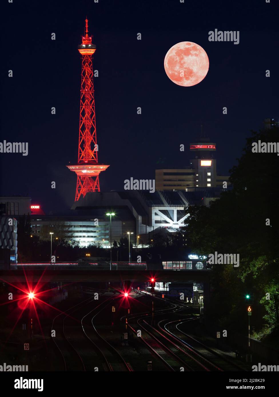 Berliner Funkturm, ICC Berlin, ICC Berlin,Blutmond Stock Photo