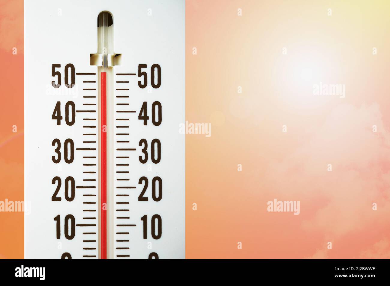 thermometer with hot temperature, hot weather Stock Photo Alamy