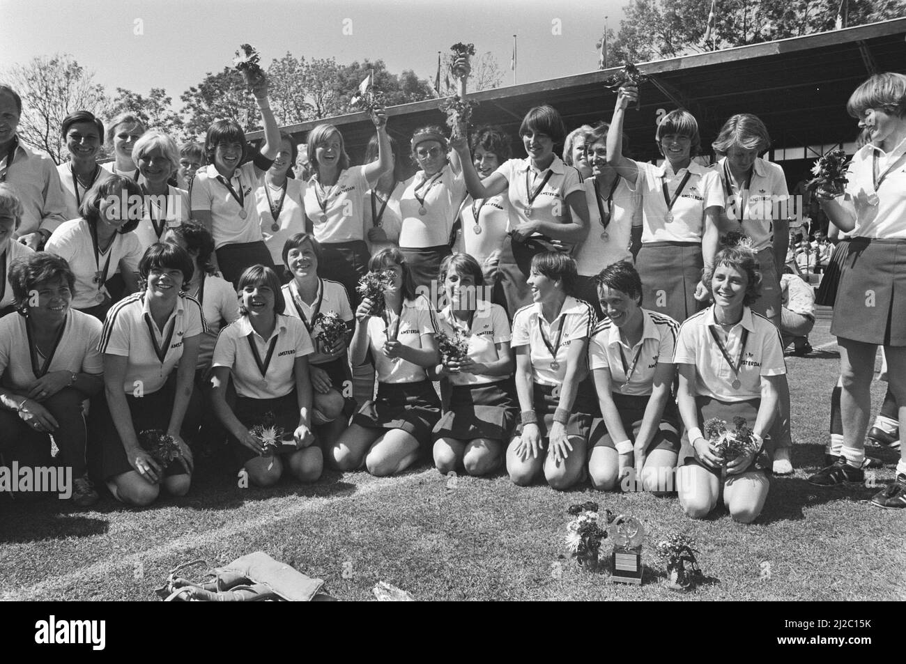 Hockey, European Cup ladies final (Amsterdam against Eintracht honorary lap Amsterdam and team ca. 7 June 1976 Stock Photo