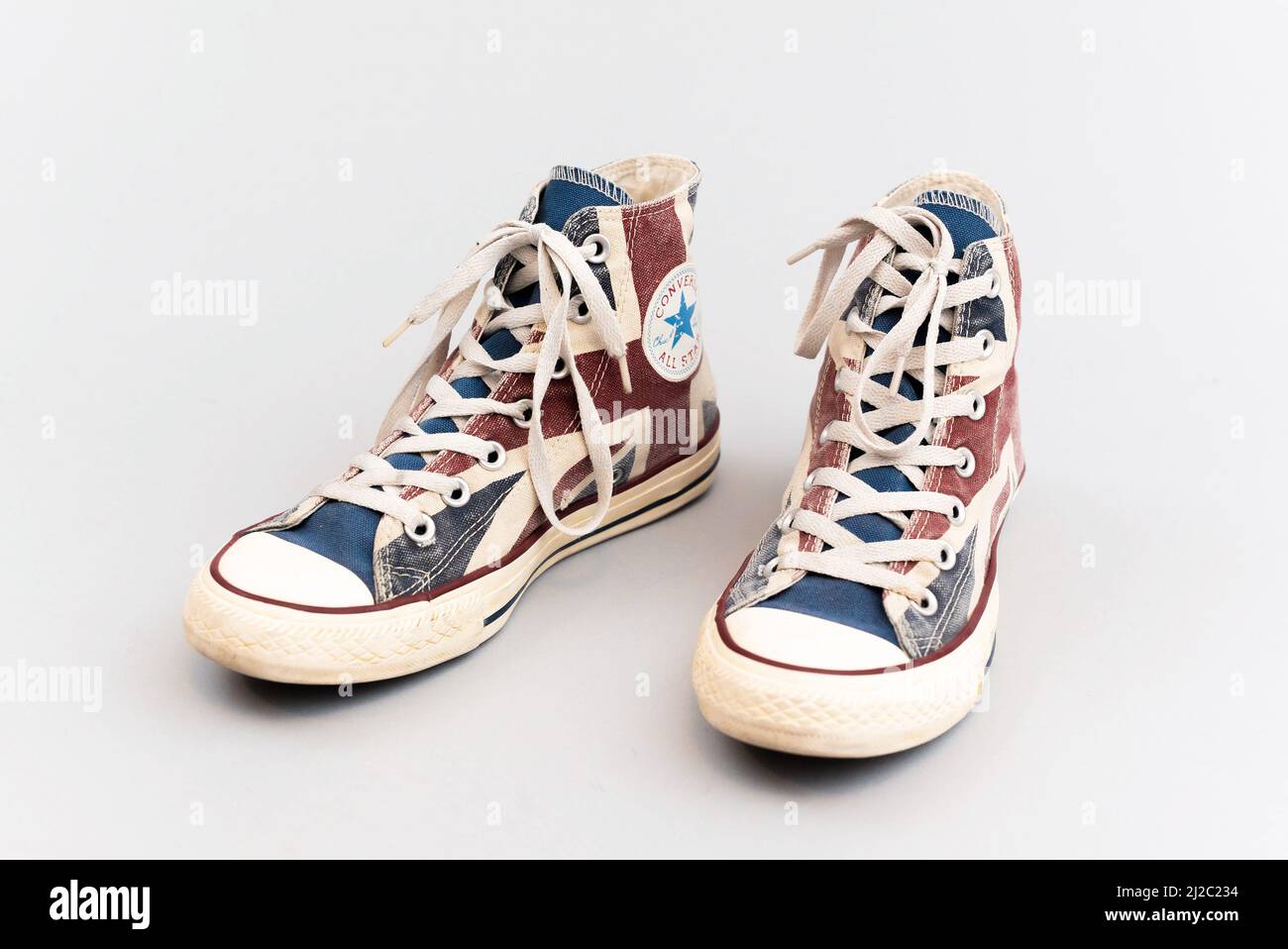 Converse style shoes hi-res stock photography and images - Page 3 - Alamy