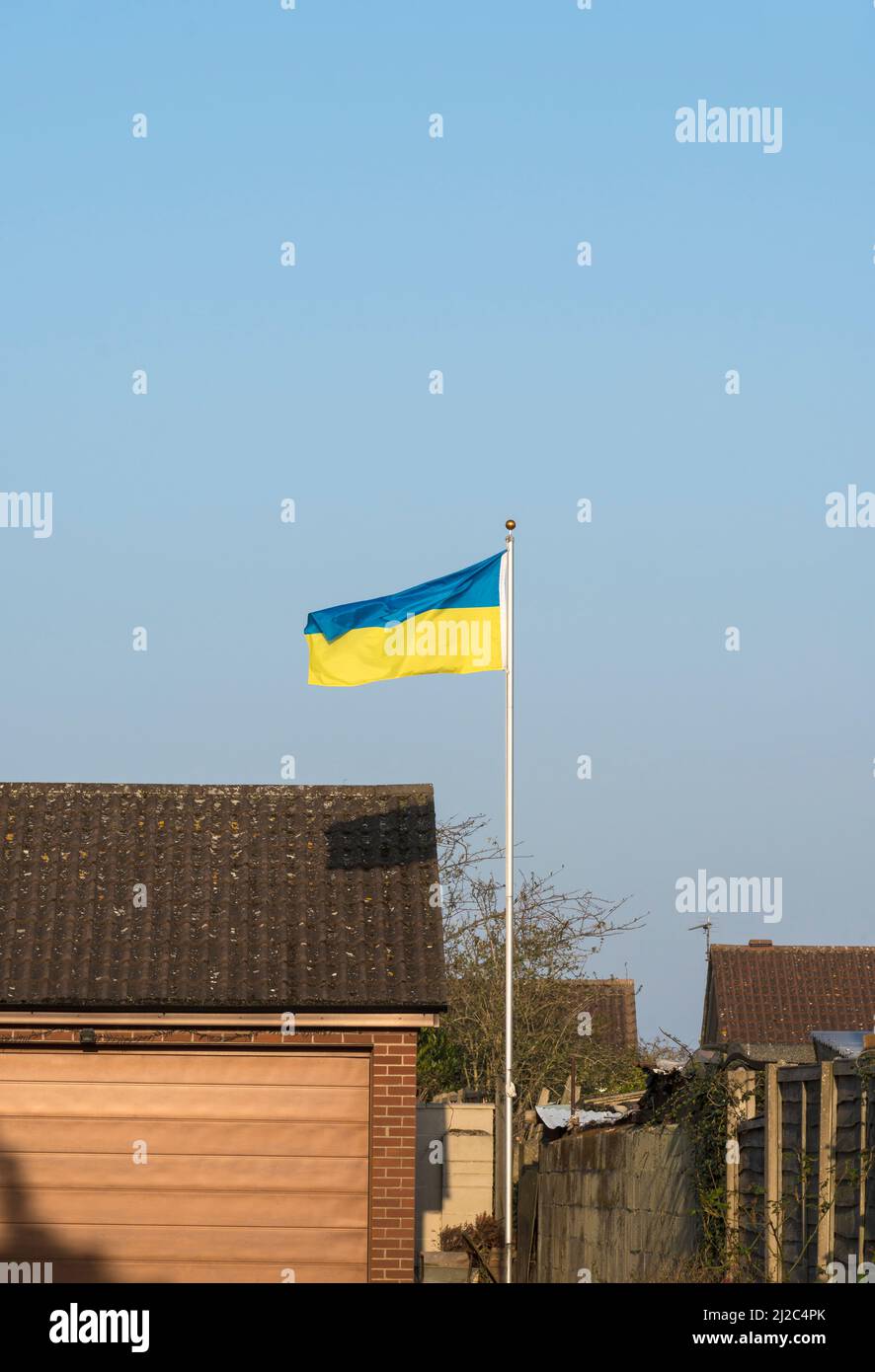 Ukrainian flag flying at property in Cherry Willingham 2022 Stock Photo