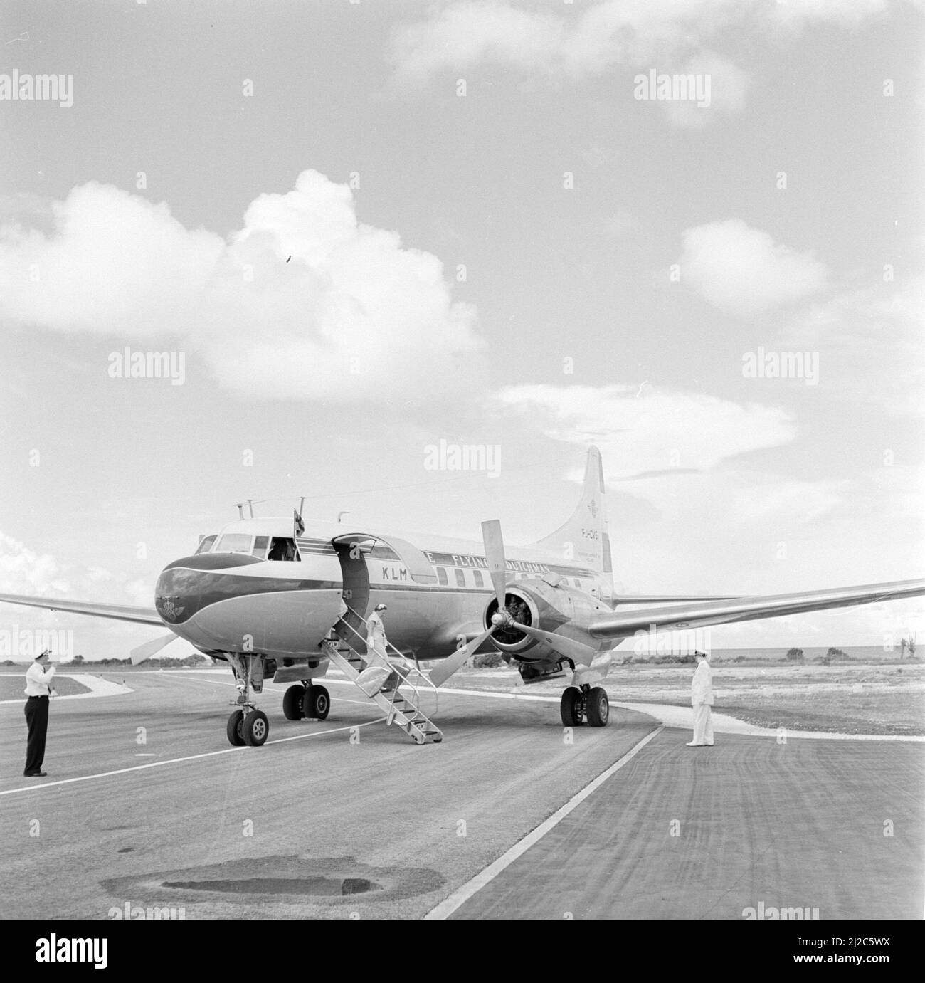 The royal plane arrives at the airport Flamingo on Bonaire ca: October 23, 1955 Stock Photo
