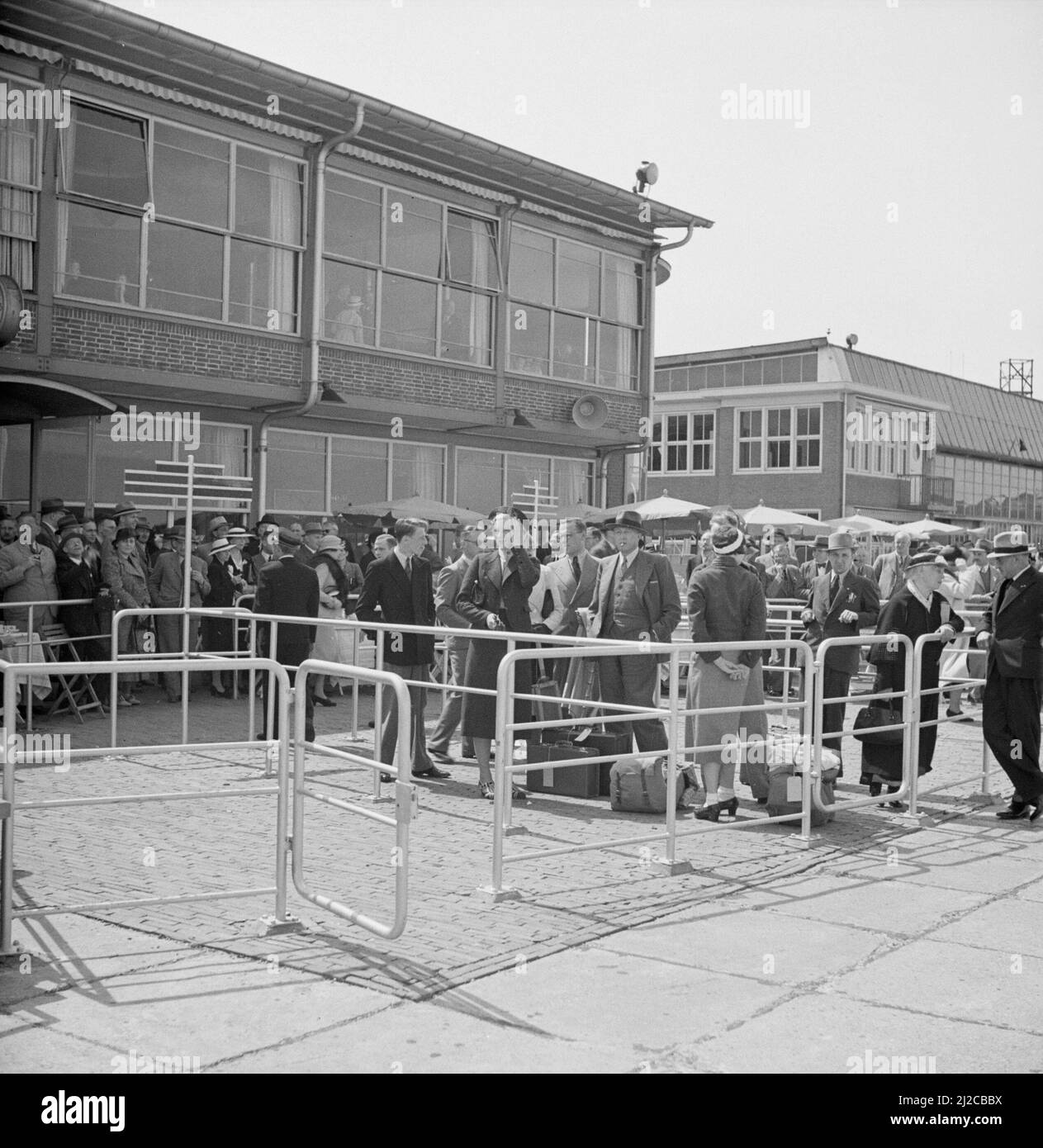 1936 schiphol airport hires stock photography and images Alamy
