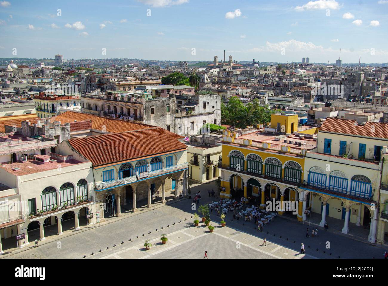 Habana vieja history travel tourism hi-res stock photography and images ...