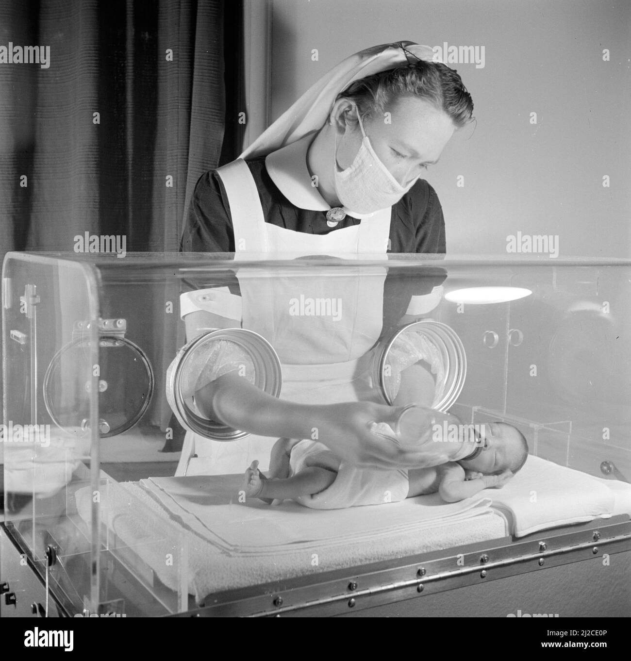 Premature baby incubator Black and White Stock Photos & Images - Alamy