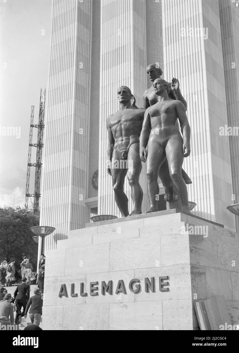 Front of the German pavilion with a group of statues by Josef Thorak ca: 1937 Stock Photo