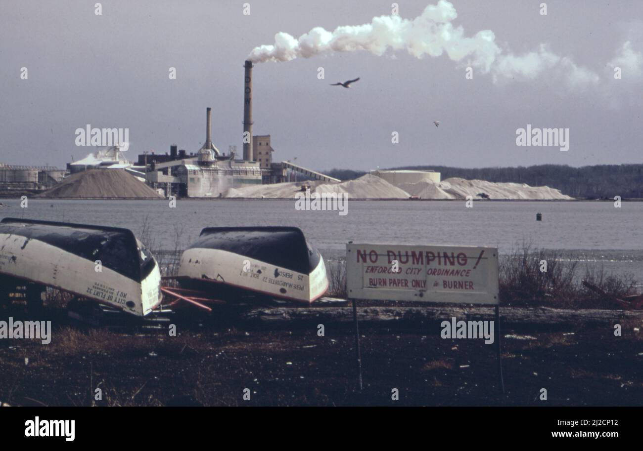 Dow chemical plant on far side of Lake Michigan  ca.  1973 Stock Photo